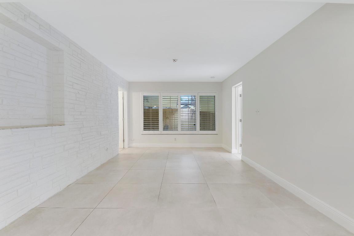 2628 NE 25th Terrace