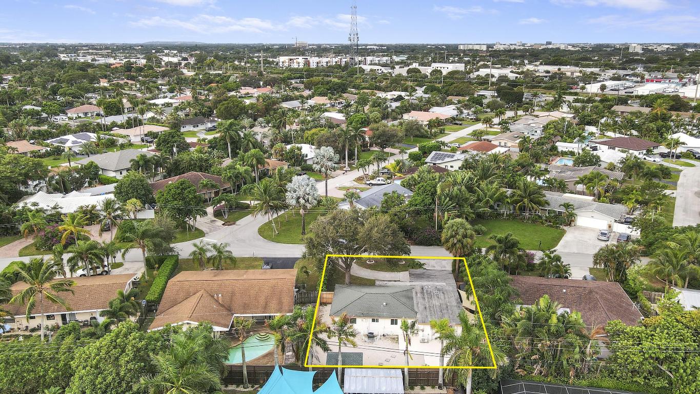 2628 NE 25th Terrace