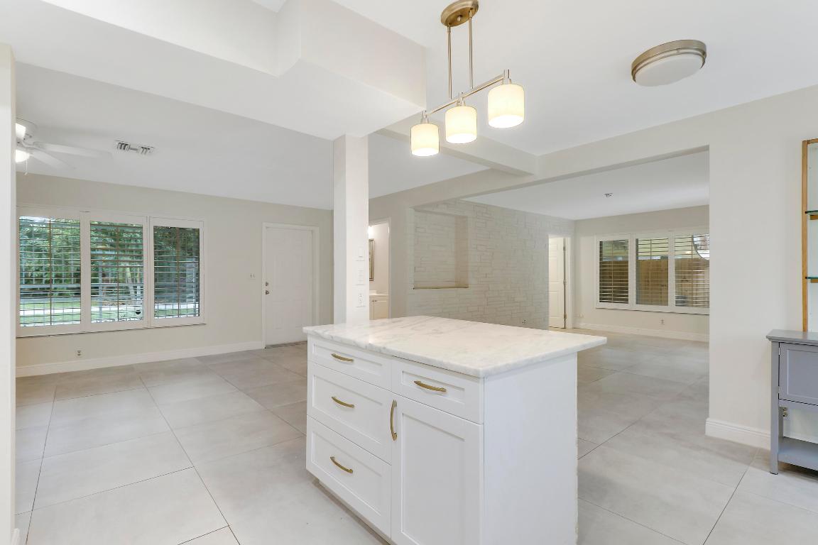 2628 NE 25th Terrace