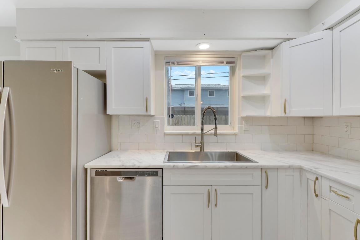 2628 NE 25th Terrace