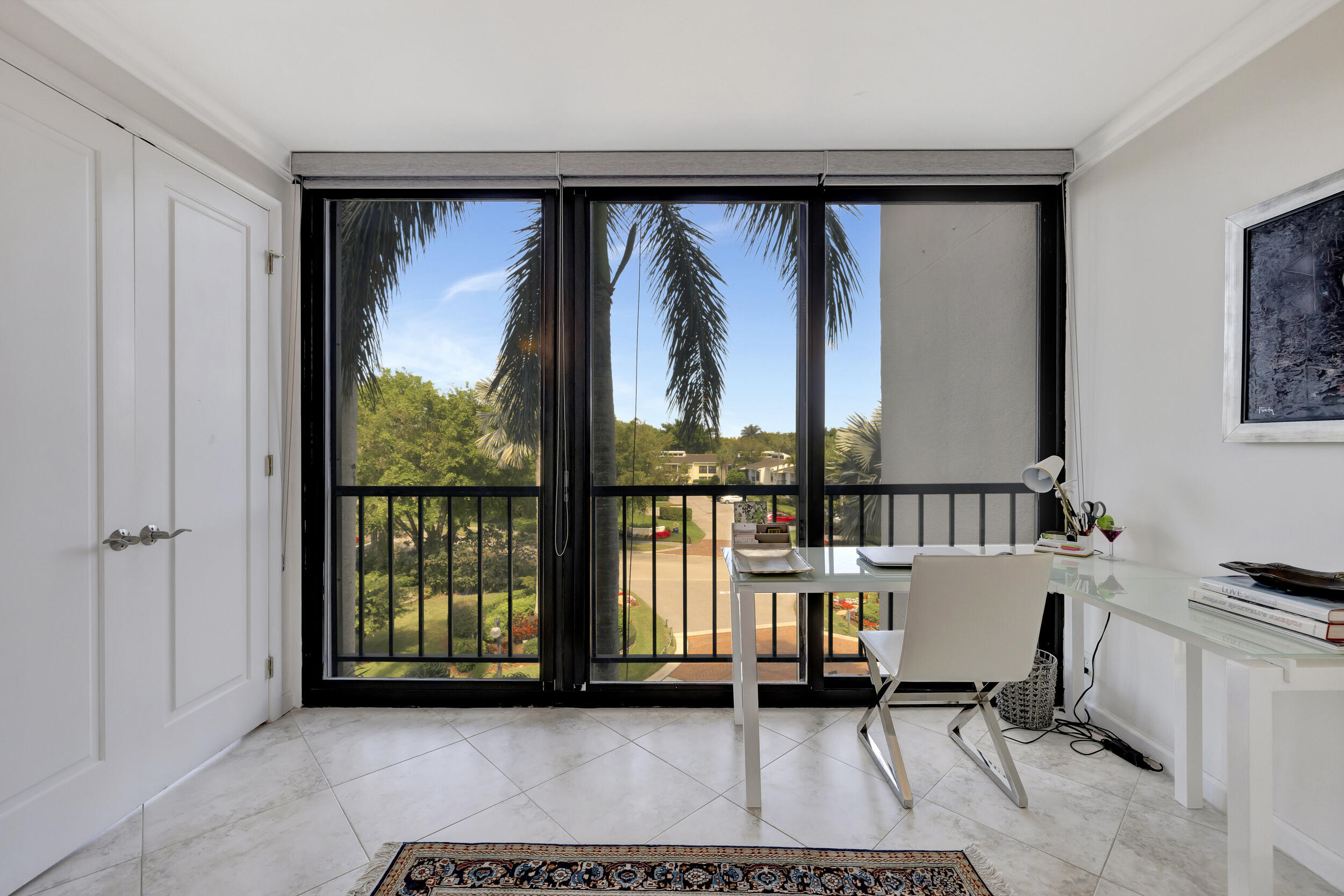 6895 Willow Wood Drive Unit: 1044