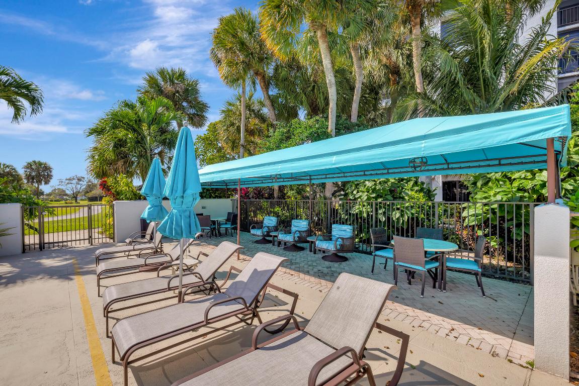 6895 Willow Wood Drive Unit: 1044