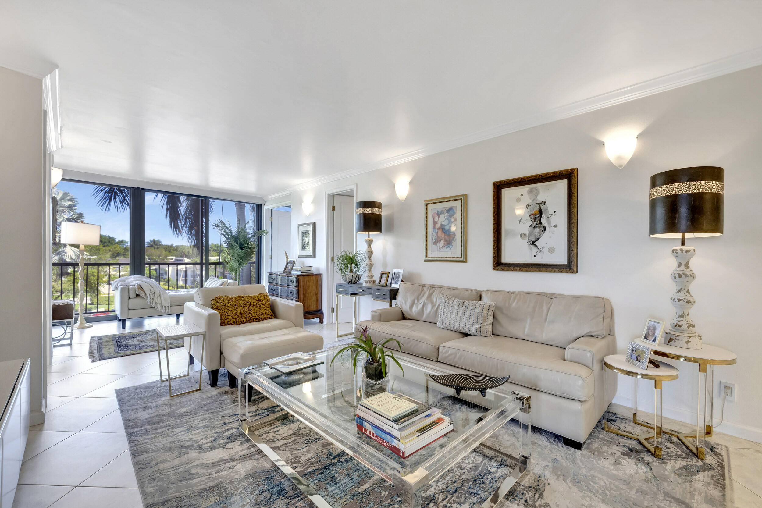 6895 Willow Wood Drive Unit: 1044