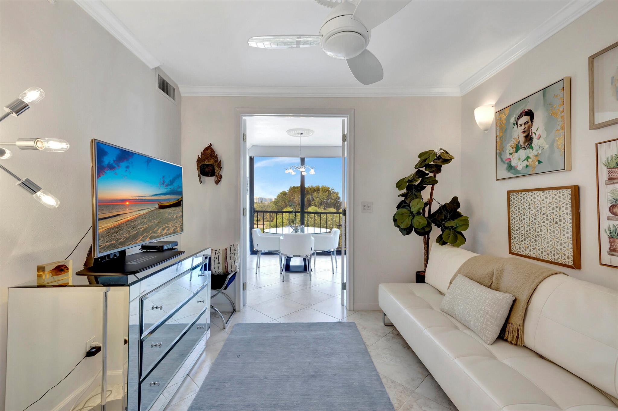 6895 Willow Wood Drive Unit: 1044