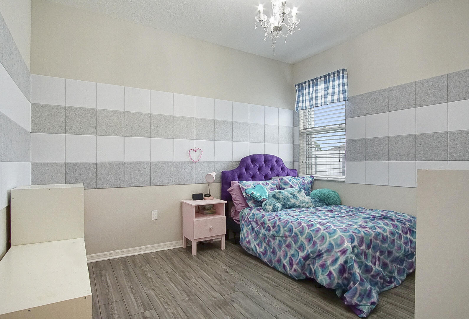 1033 SW Mccracken Avenue