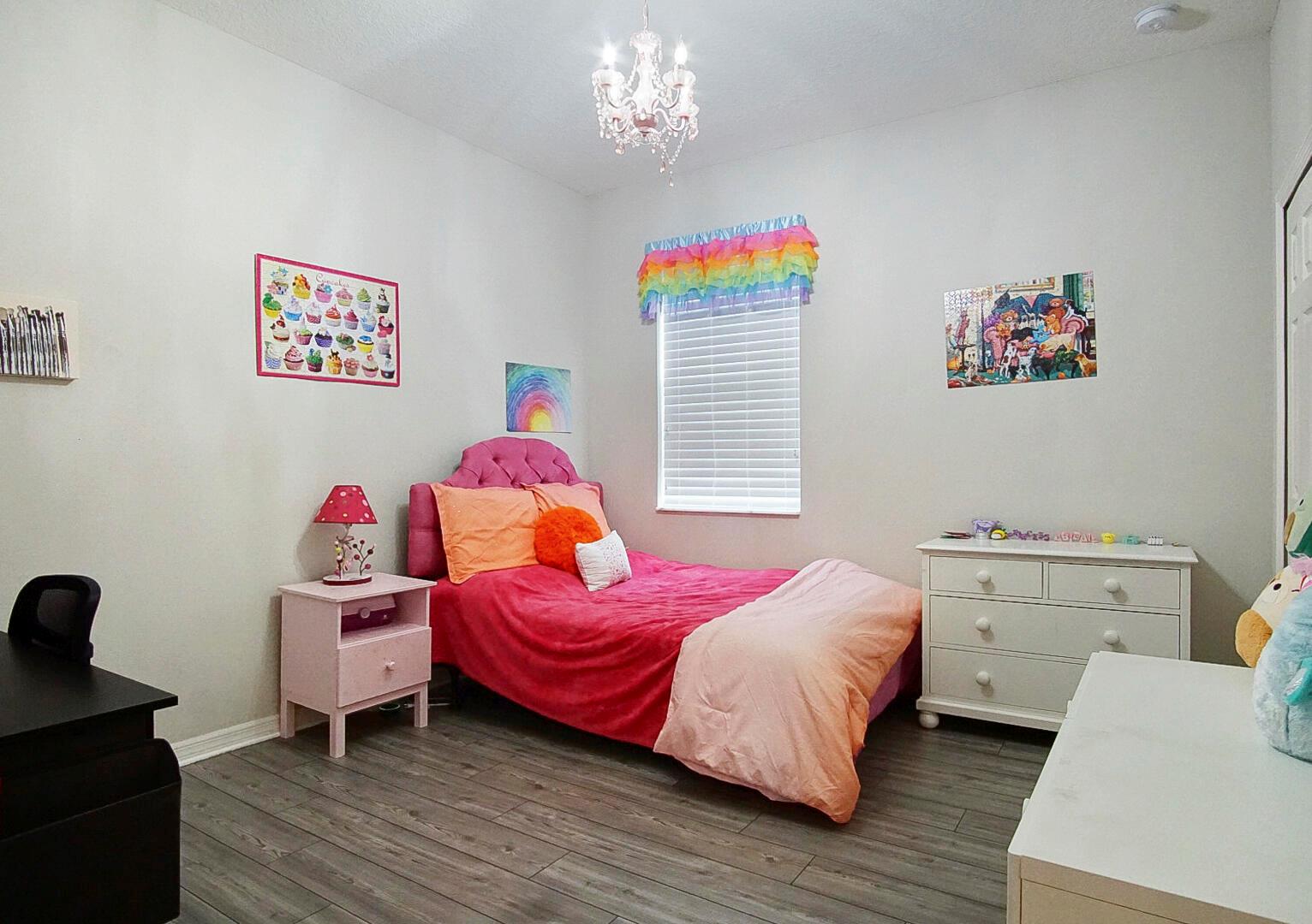 1033 SW Mccracken Avenue