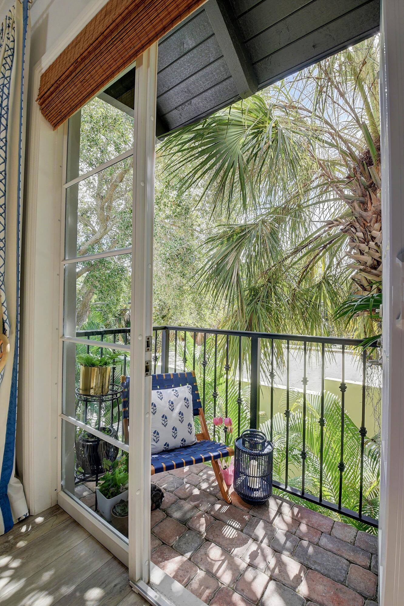 618 Renaissance Lane