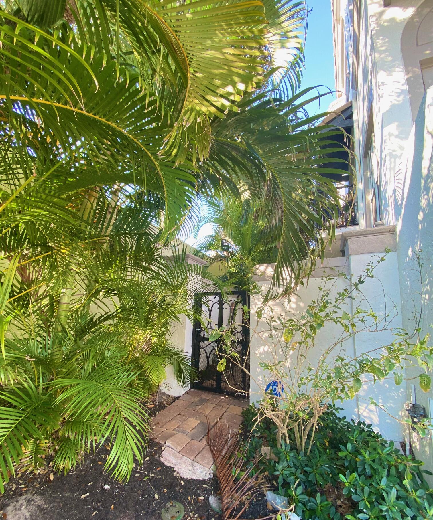 618 Renaissance Lane