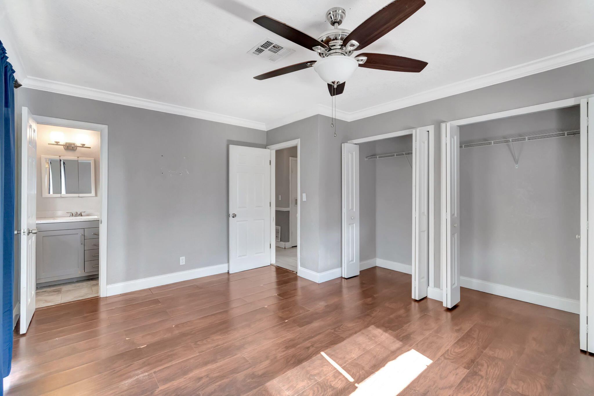 2132 SW 12th Court