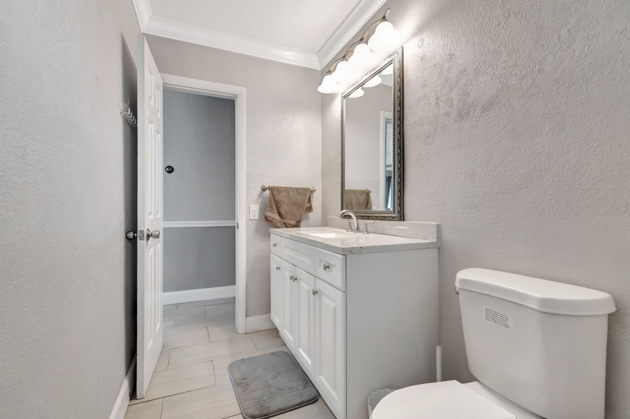 2132 SW 12th Court
