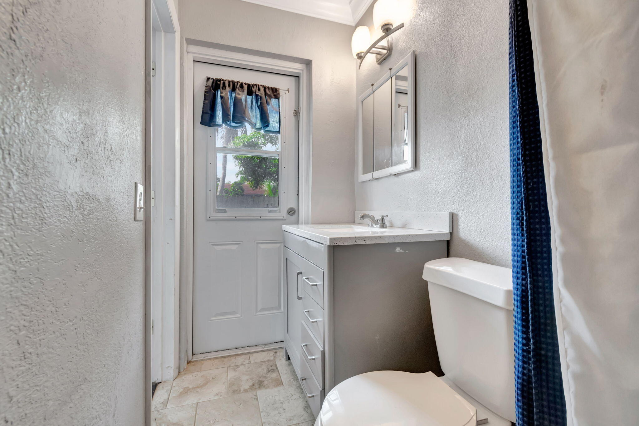 2132 SW 12th Court