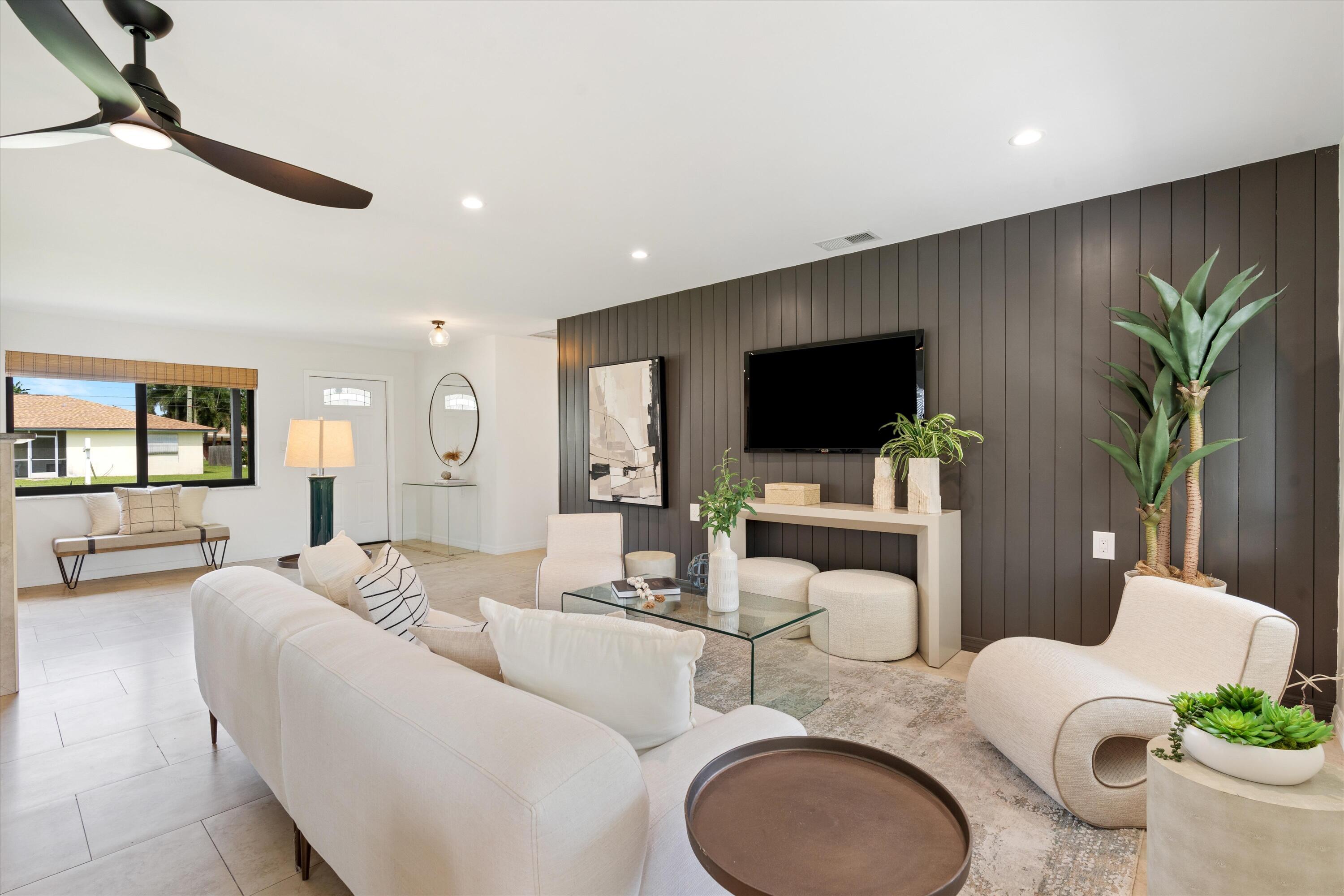 6 W Windsor Road W
