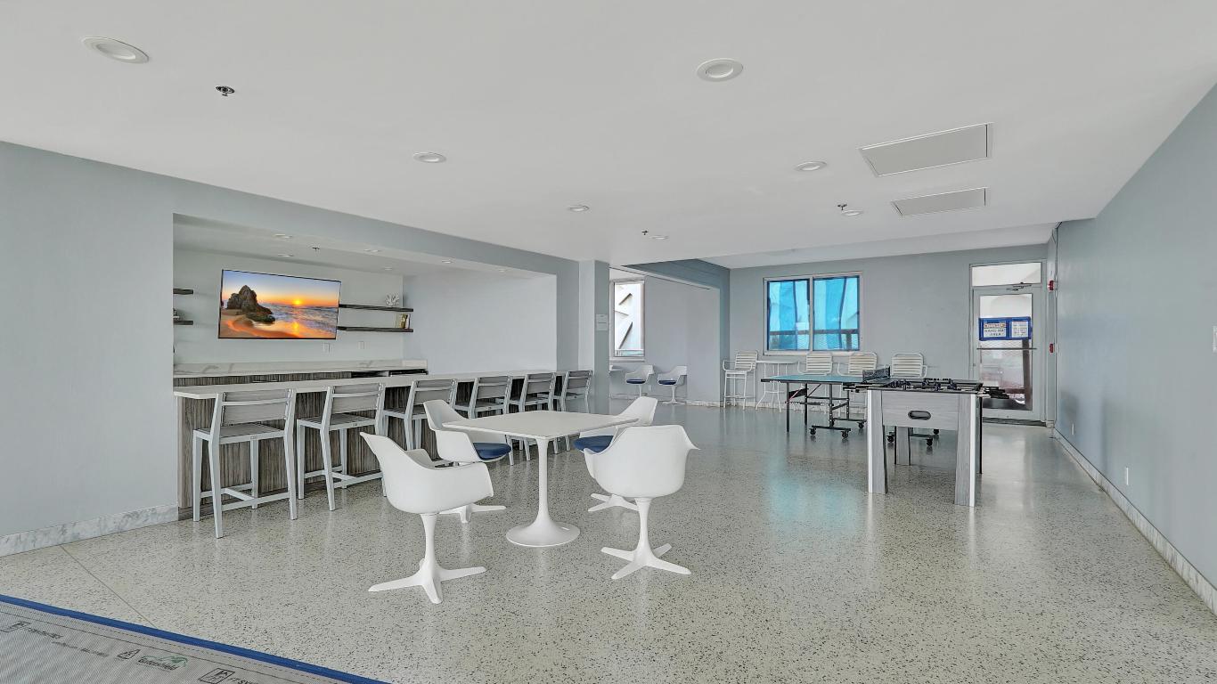 545 S Beach Boulevard 403