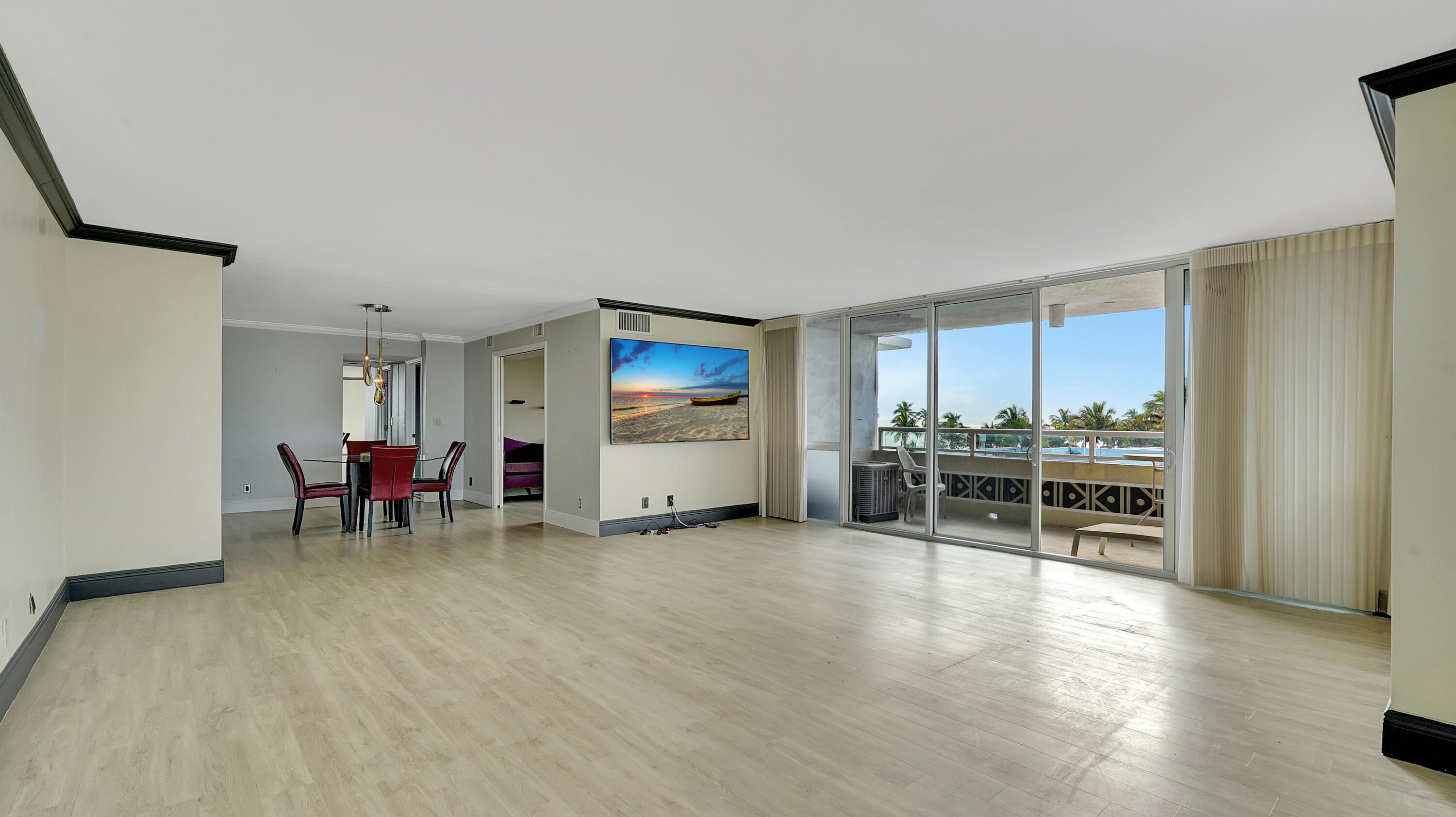 545 S Beach Boulevard 403