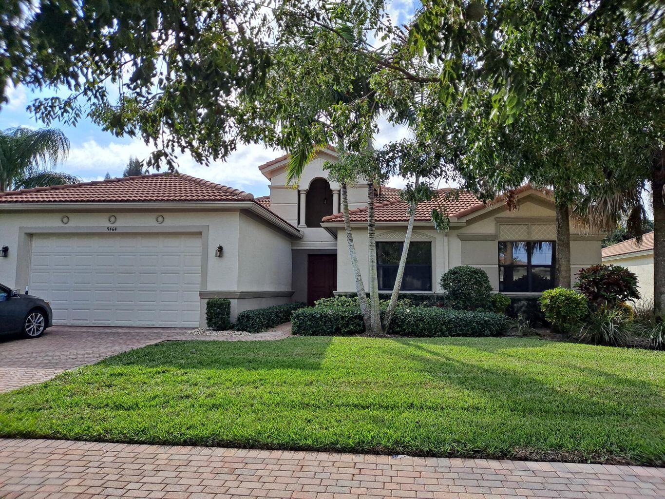 9464 Isles Cay Drive