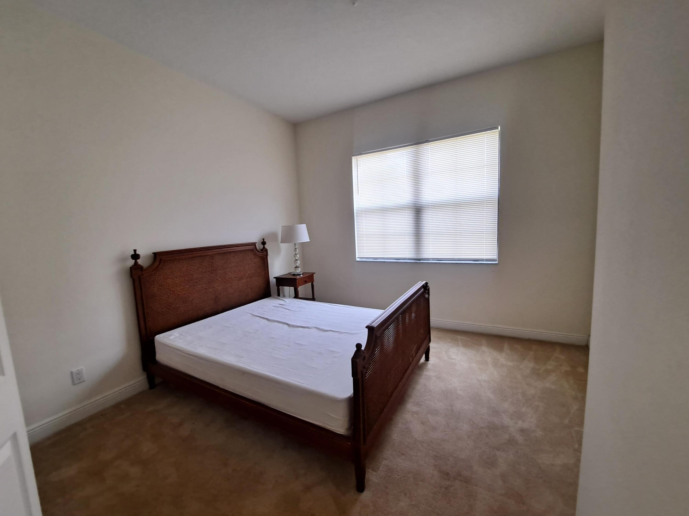 9464 Isles Cay Drive