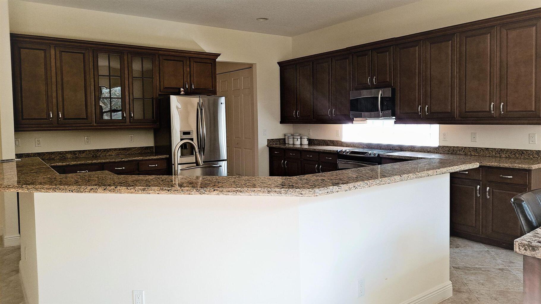 9464 Isles Cay Drive