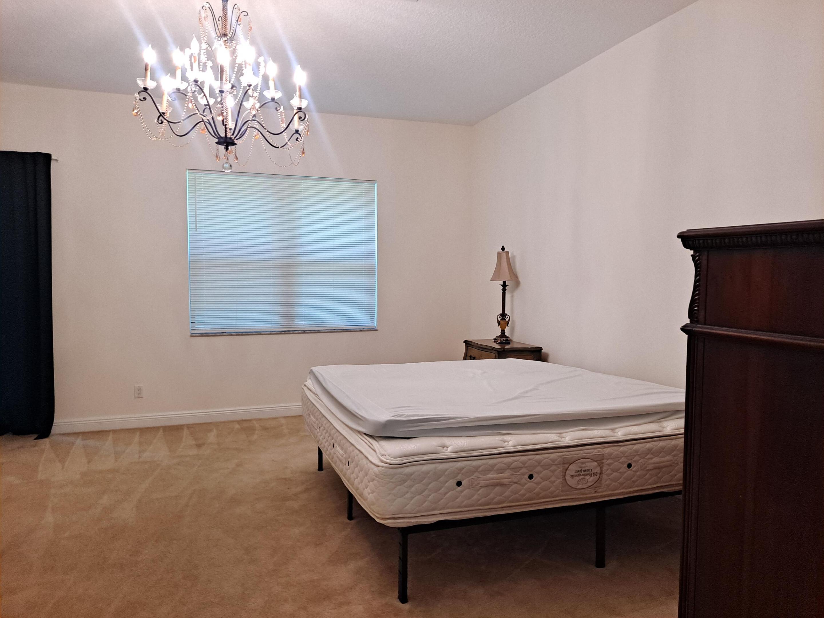 9464 Isles Cay Drive