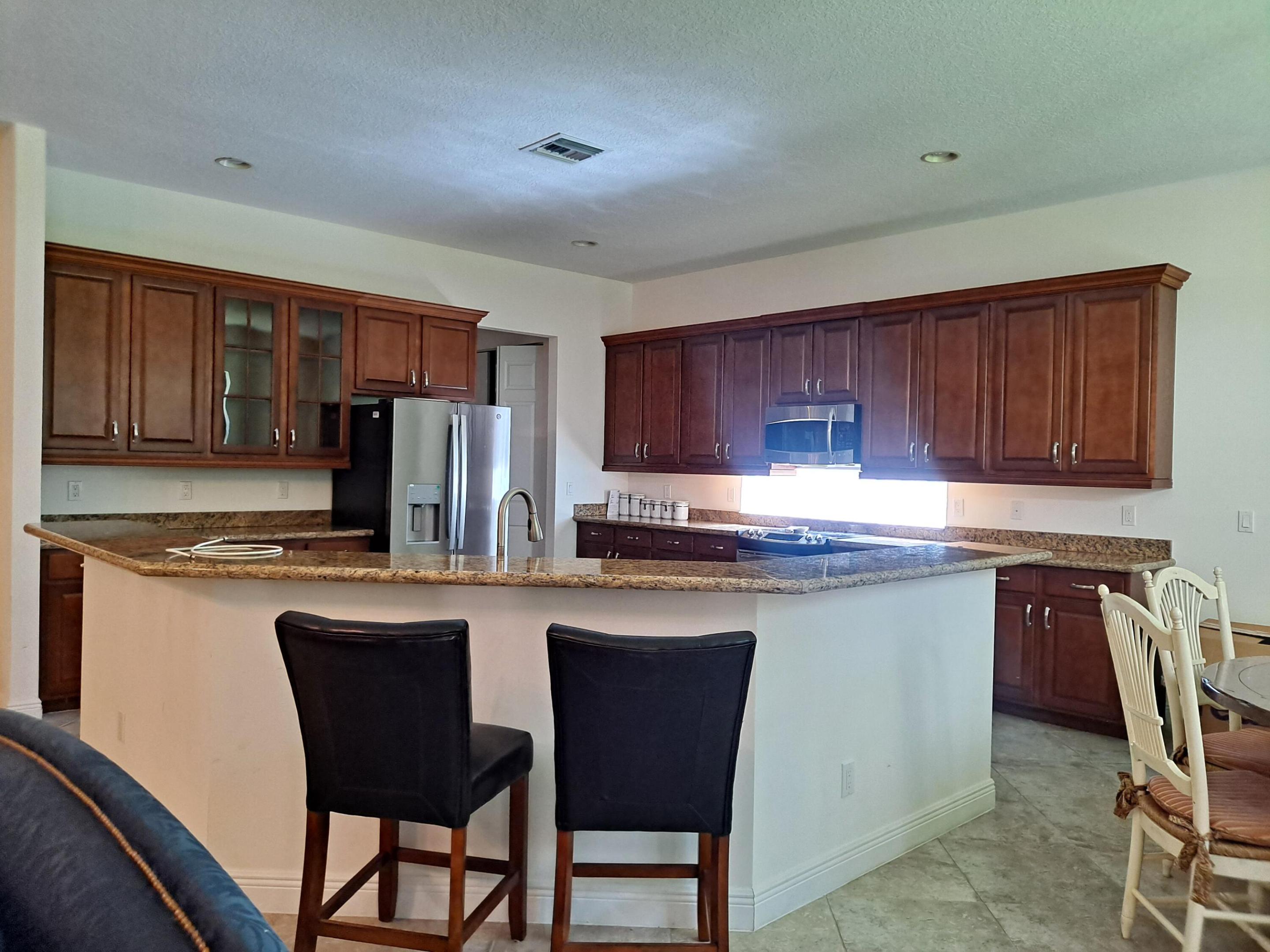 9464 Isles Cay Drive