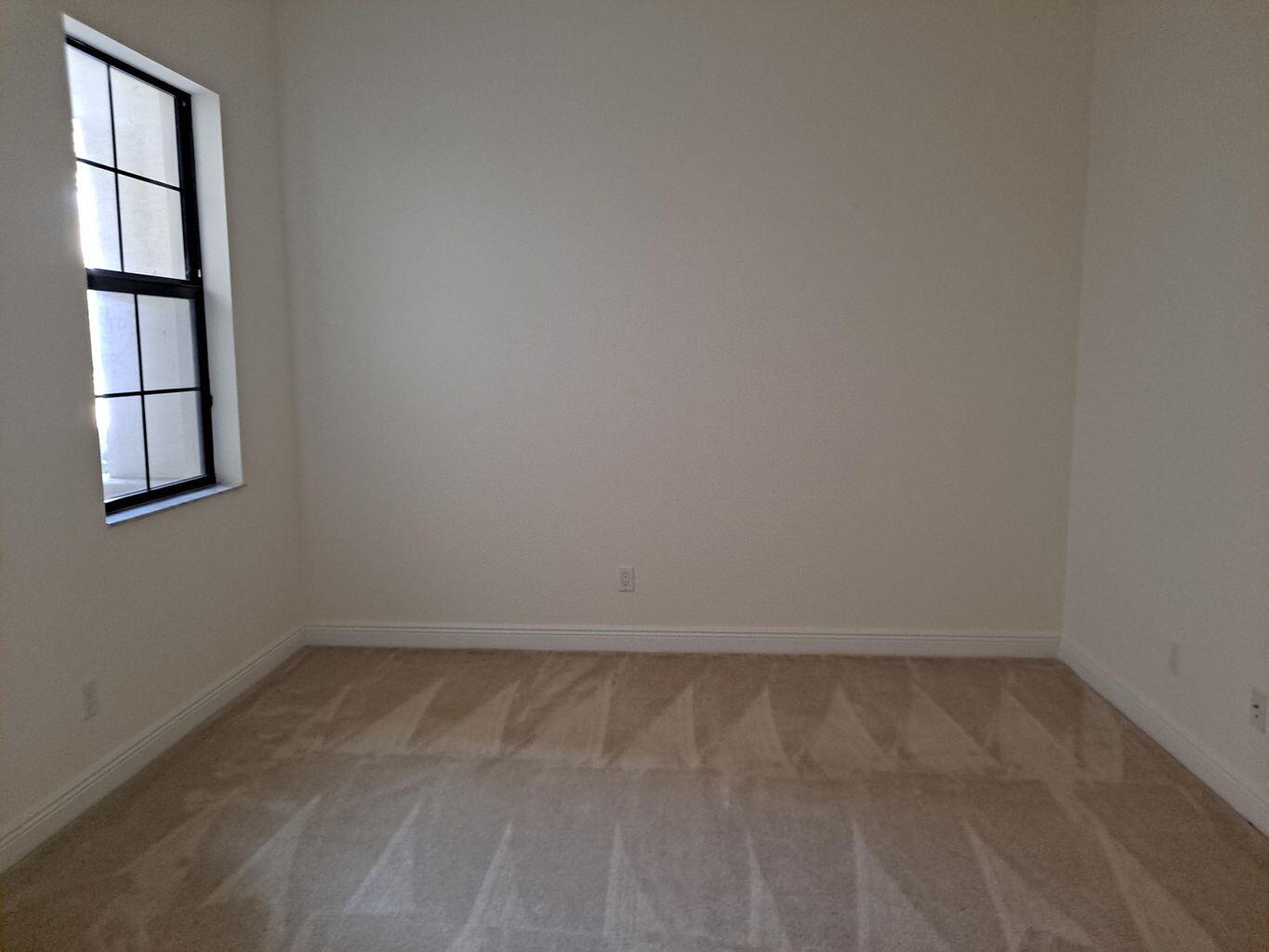 9464 Isles Cay Drive