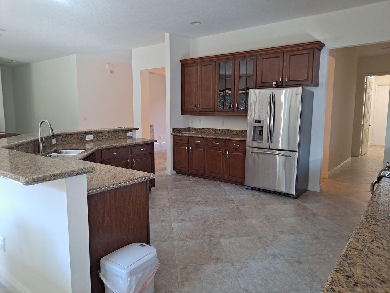 9464 Isles Cay Drive