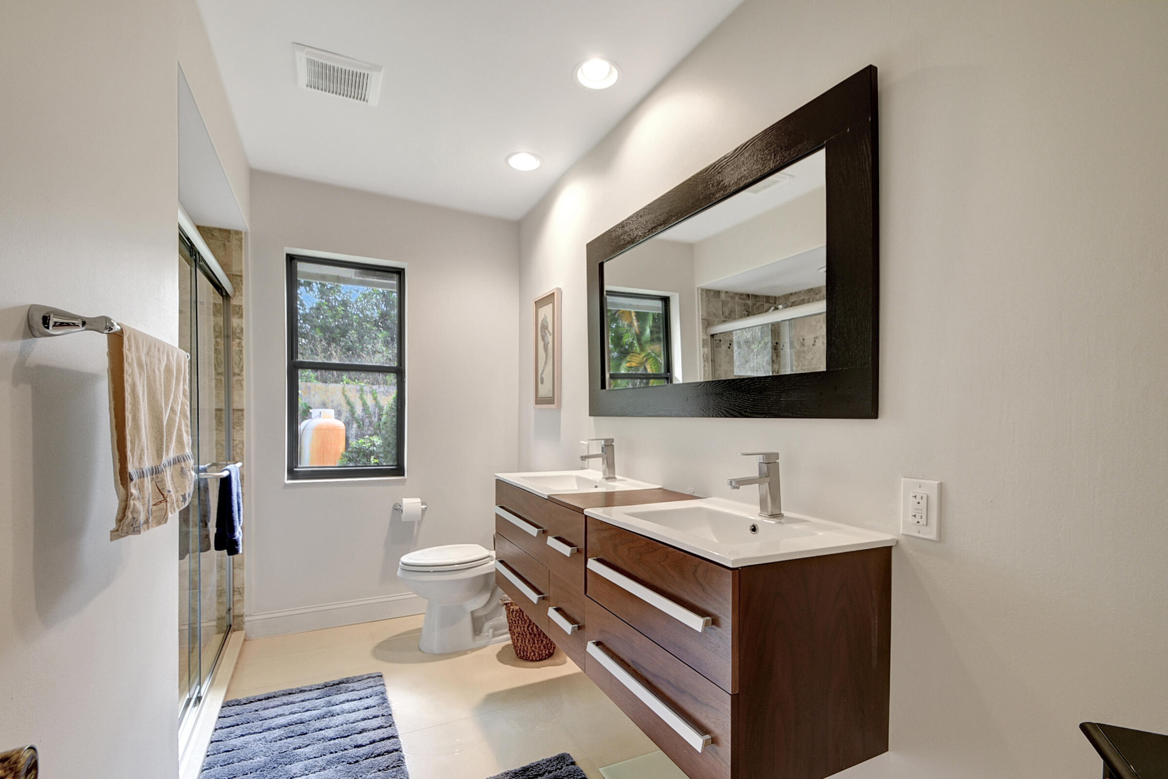 3553 Pine Lake Court