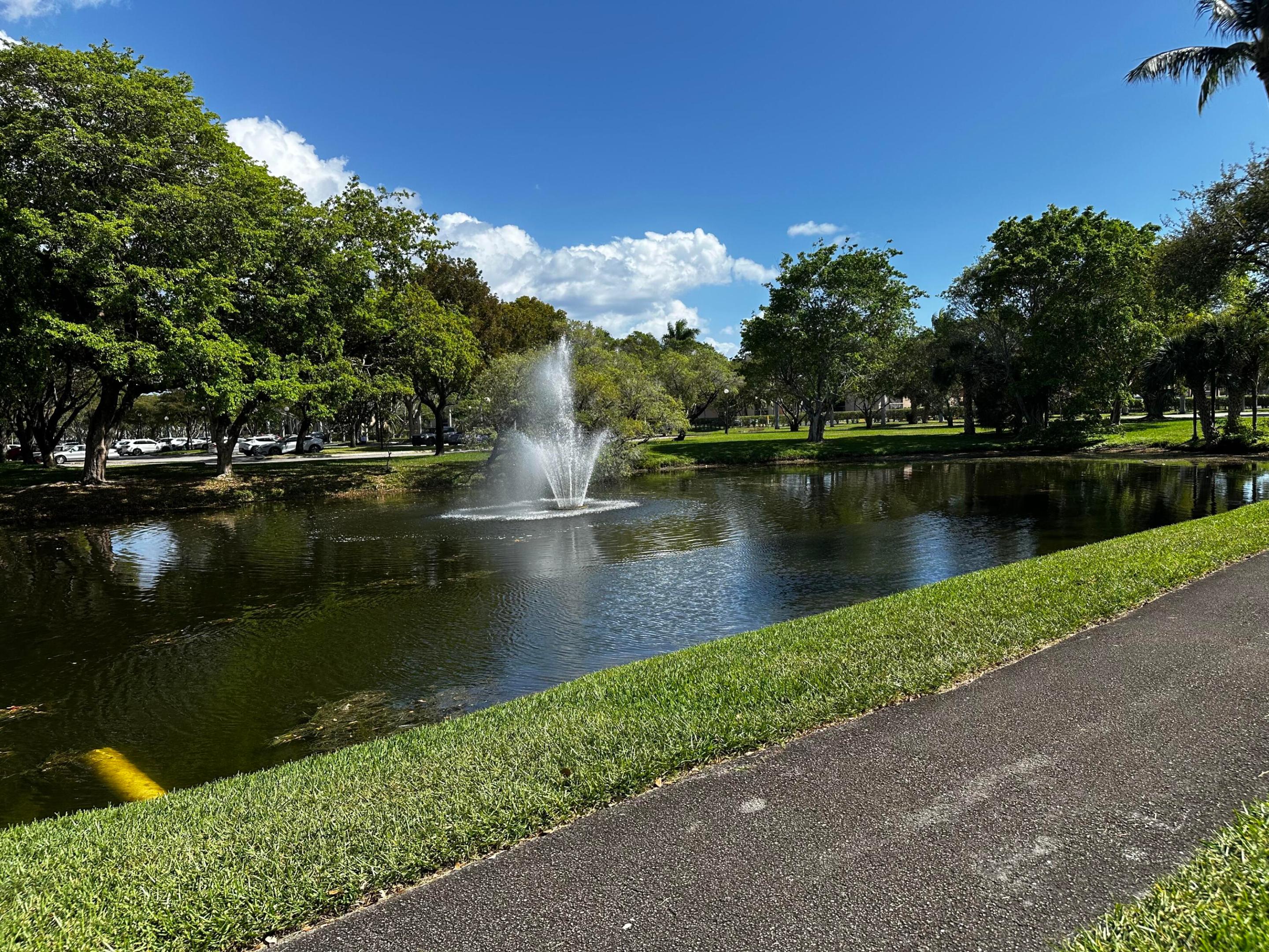 2105 Lavers Circle 106