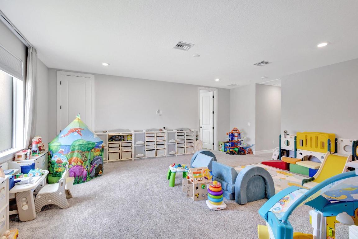 5322 Yellow Water Lily Court