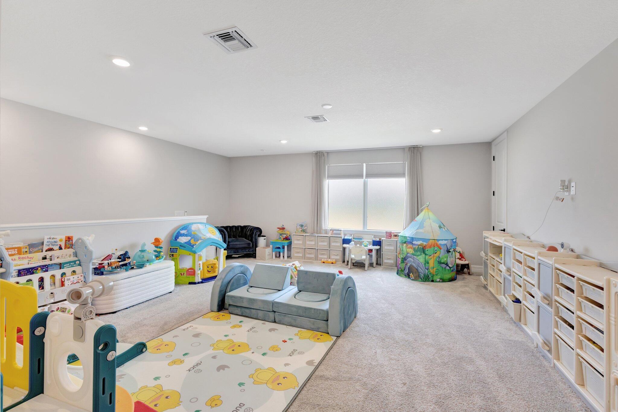 5322 Yellow Water Lily Court