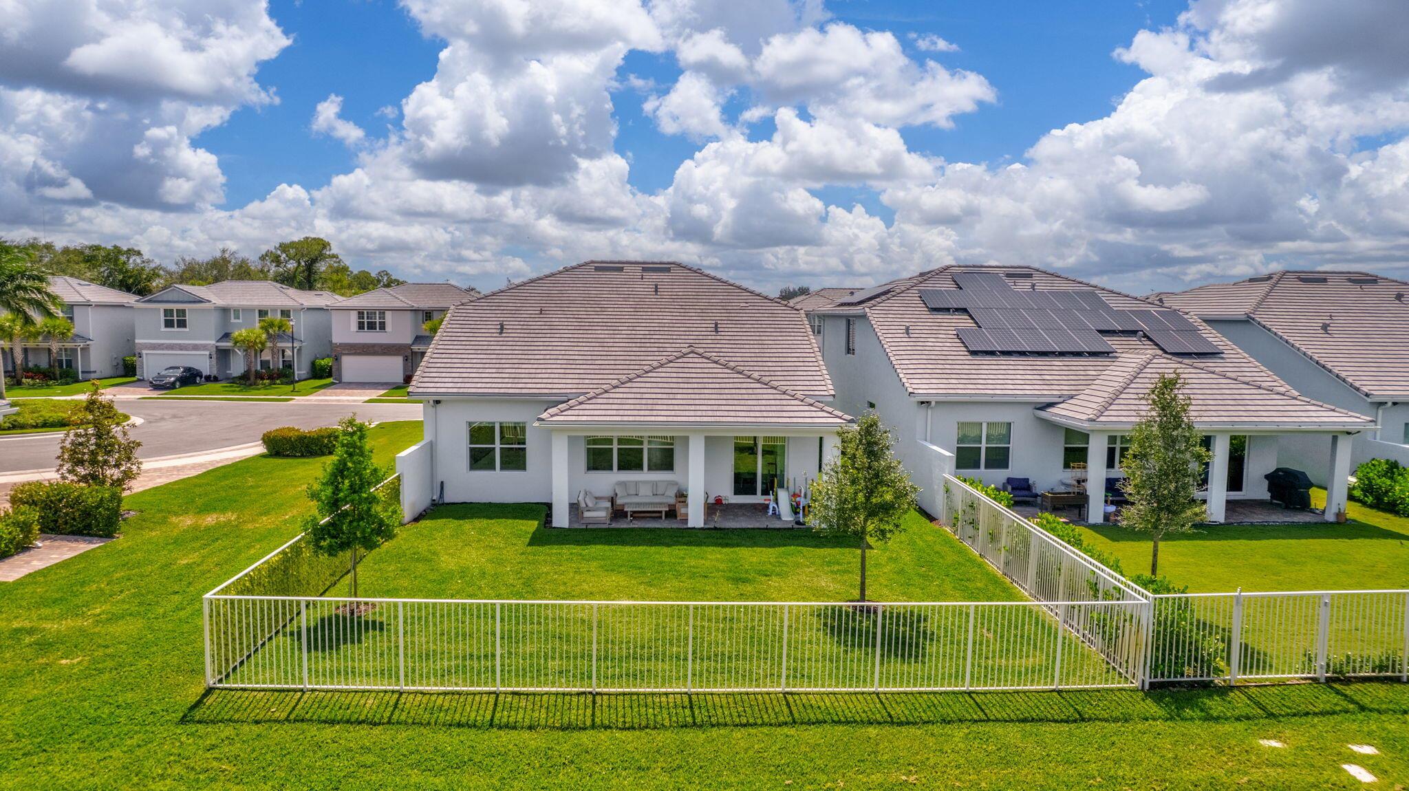 5322 Yellow Water Lily Court