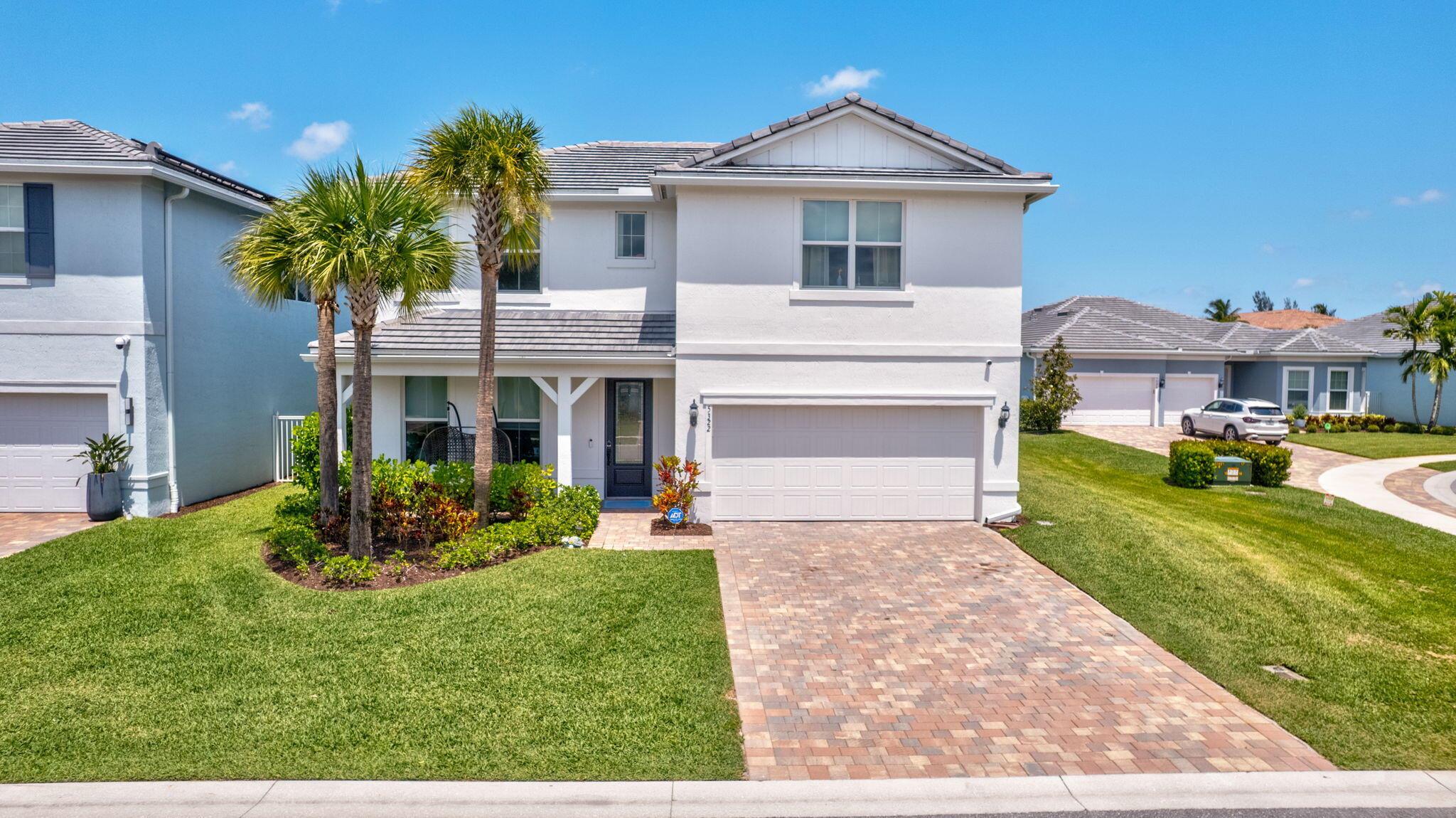 5322 Yellow Water Lily Court