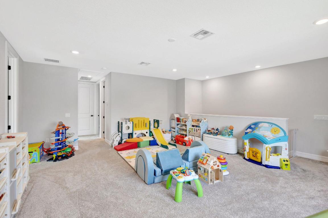 5322 Yellow Water Lily Court