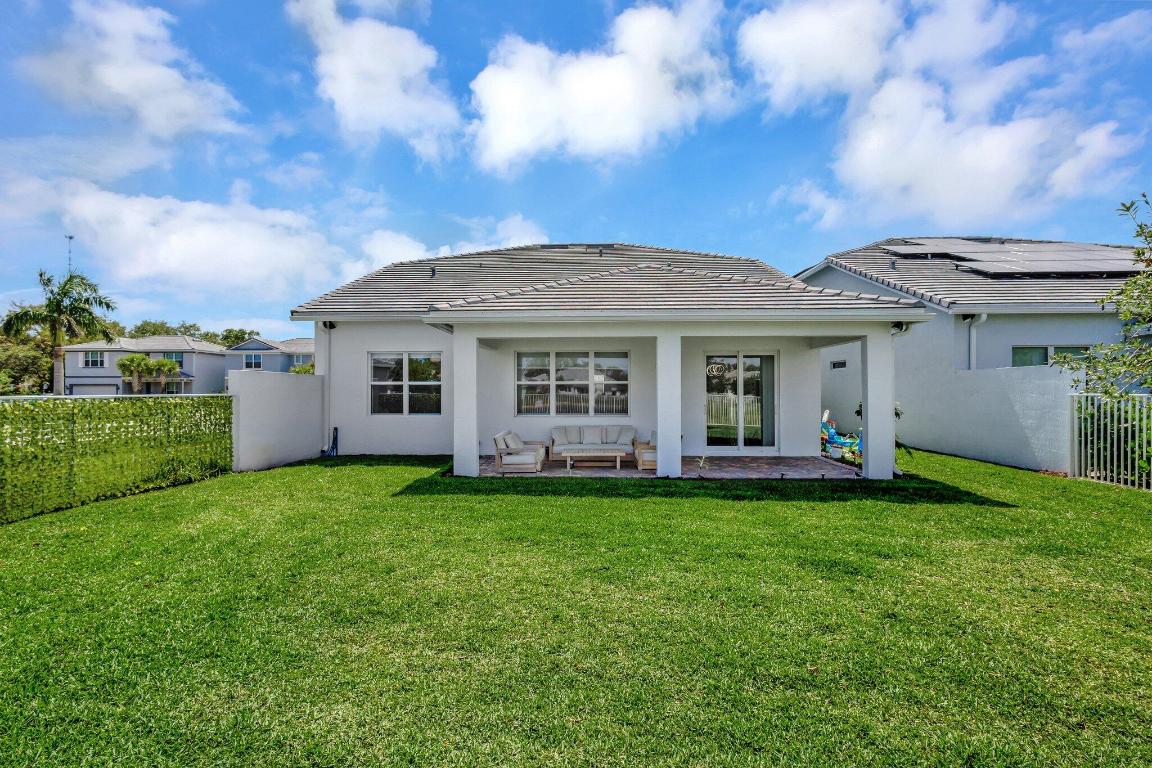 5322 Yellow Water Lily Court