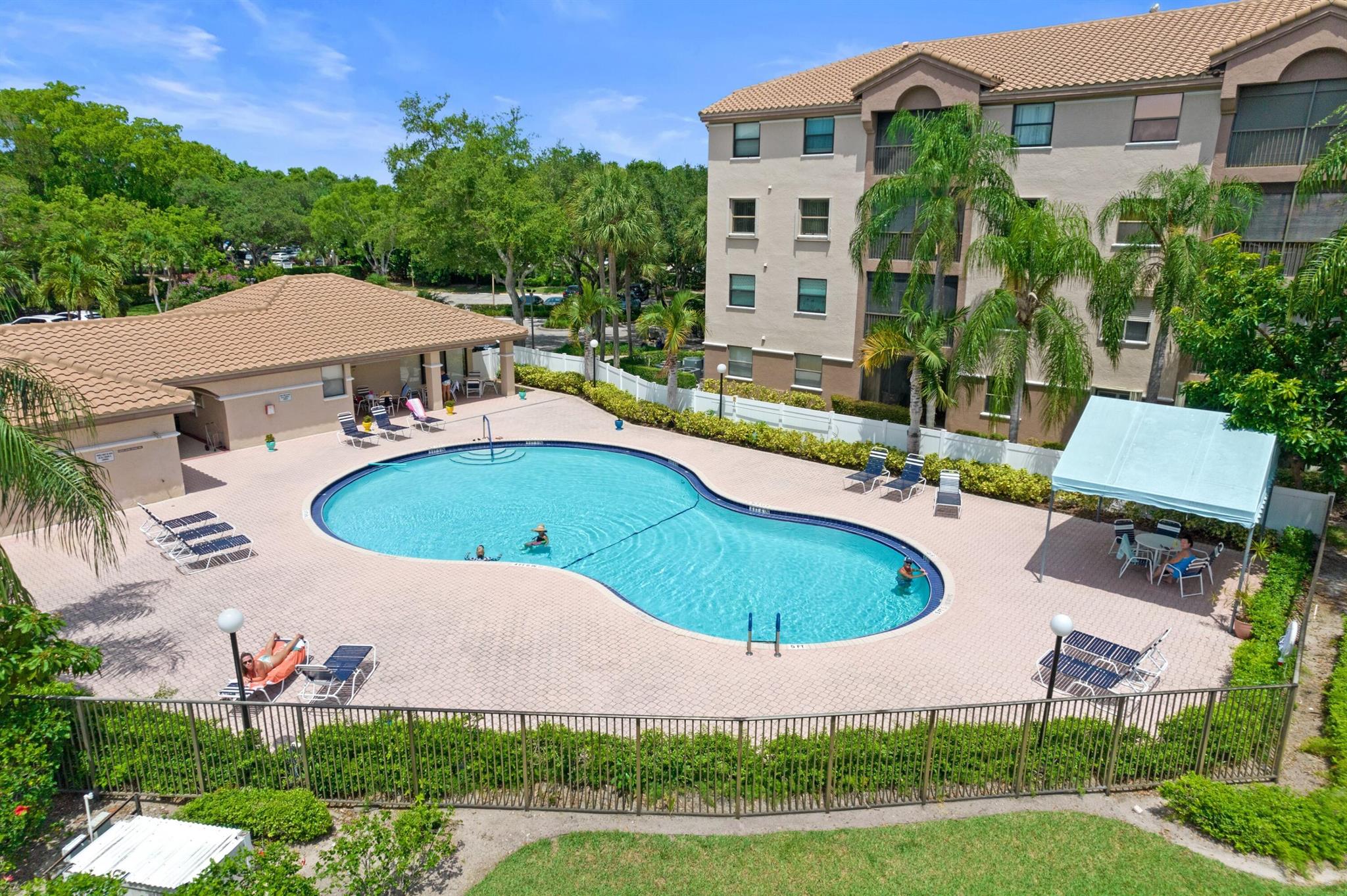 4300 NW 30th Street 142