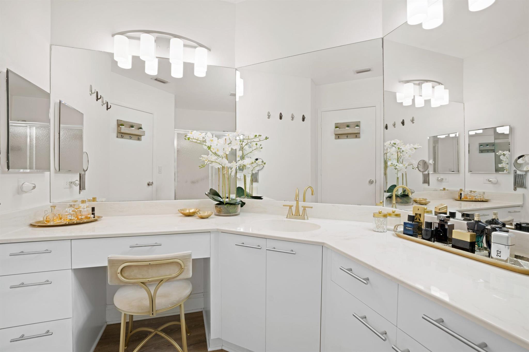 4300 NW 30th Street 142