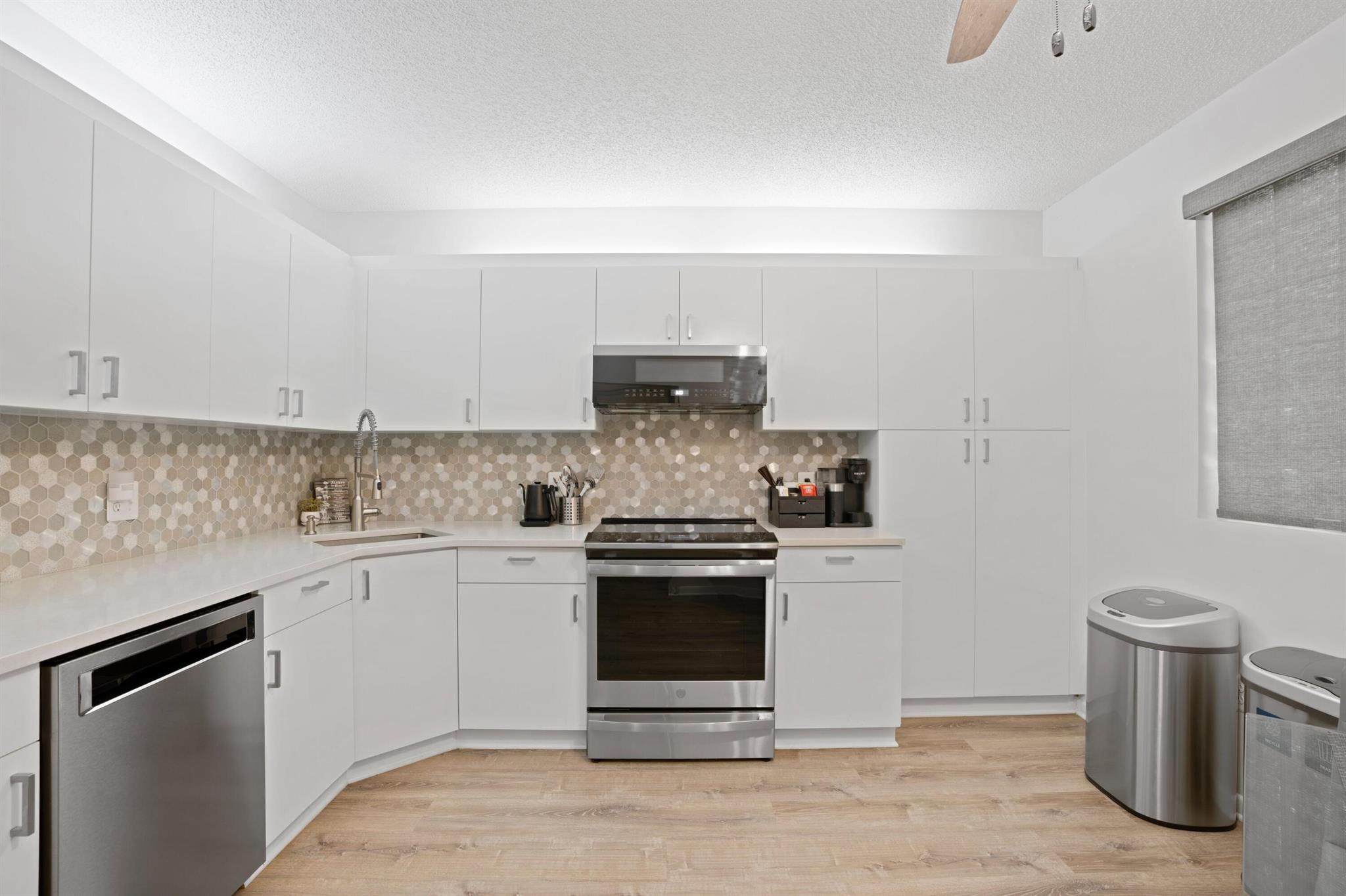 4300 NW 30th Street 142