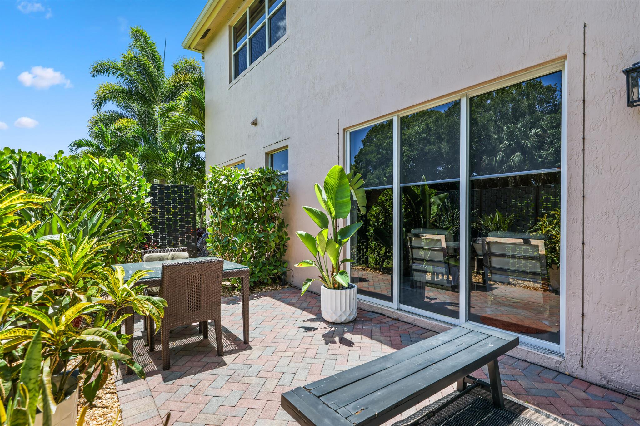 9341 Nugent Trail