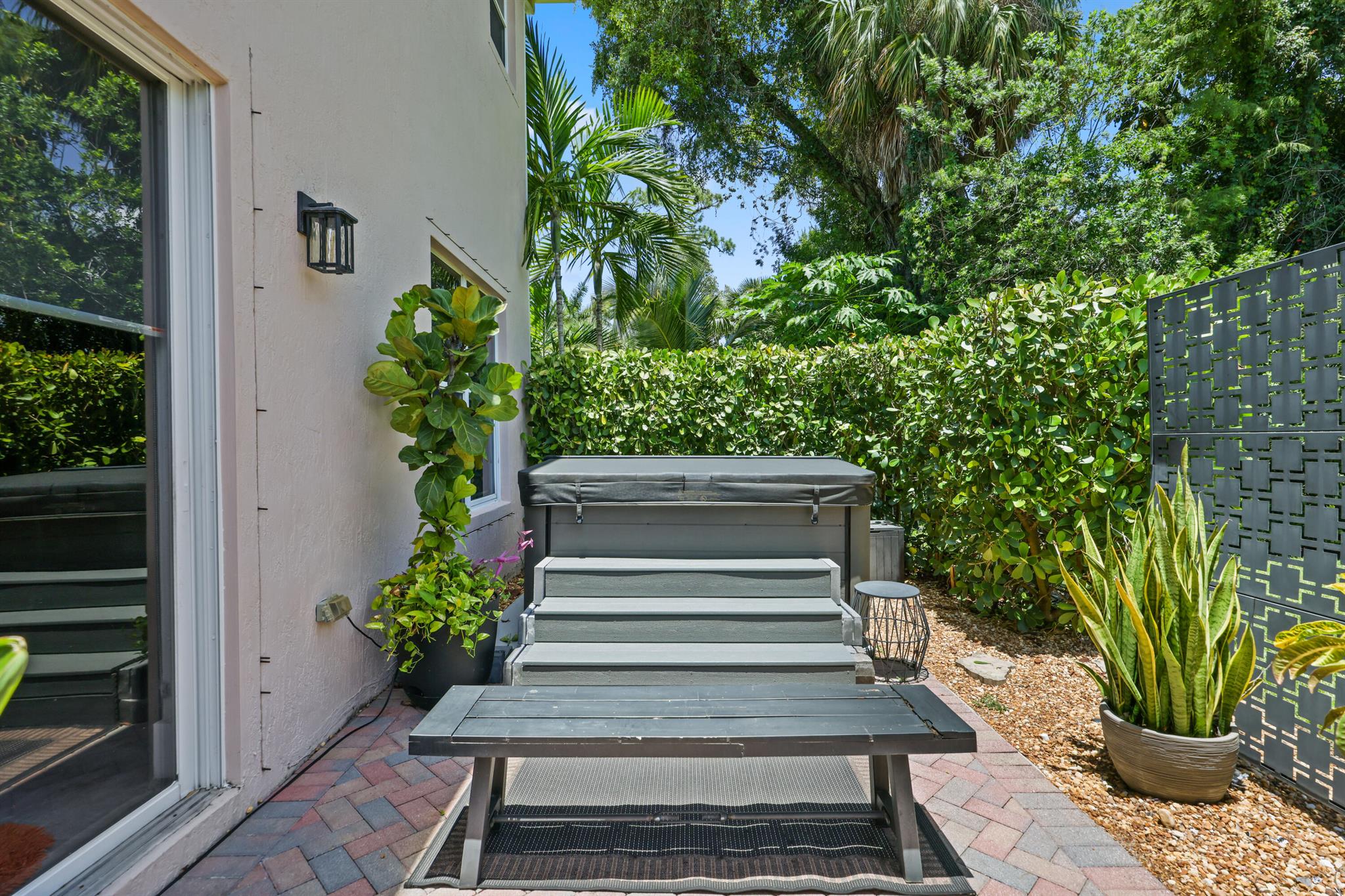 9341 Nugent Trail