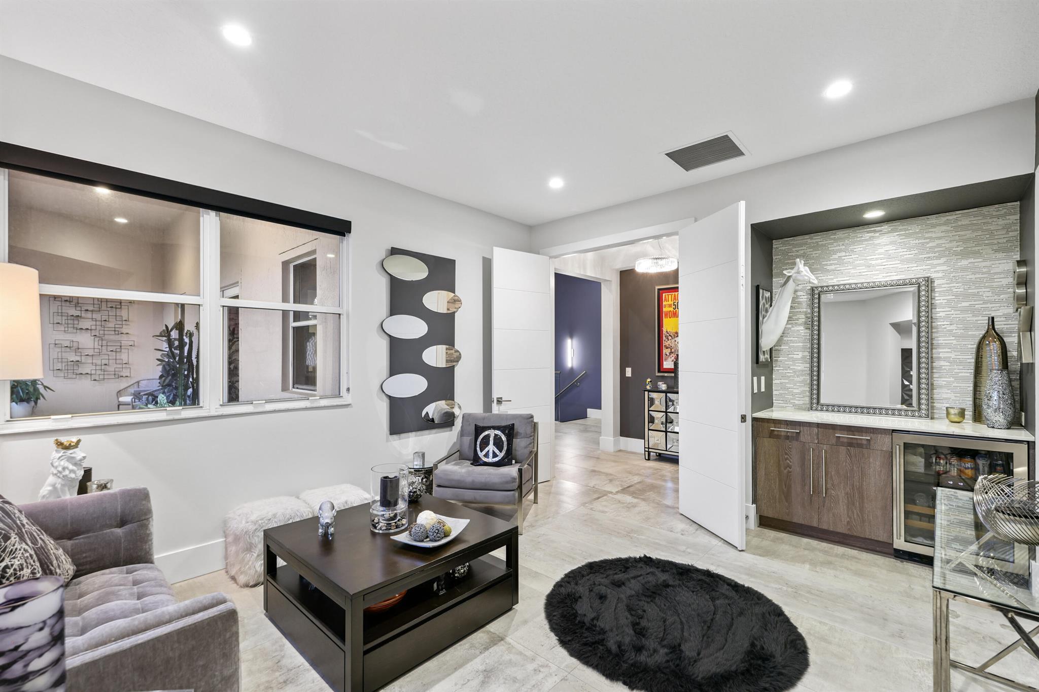 9341 Nugent Trail