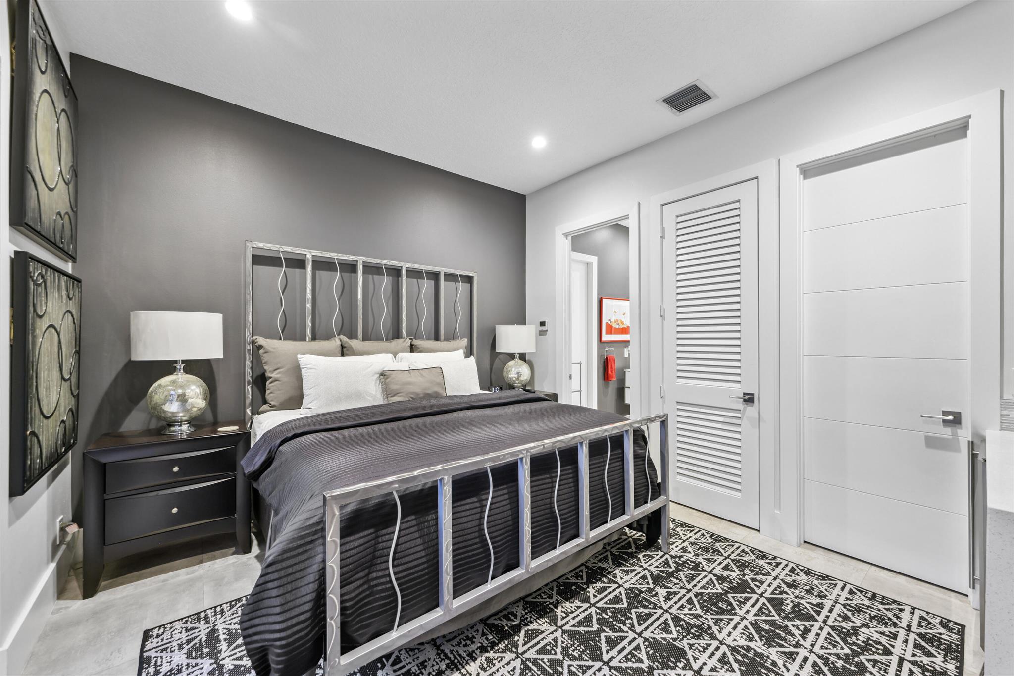 9341 Nugent Trail
