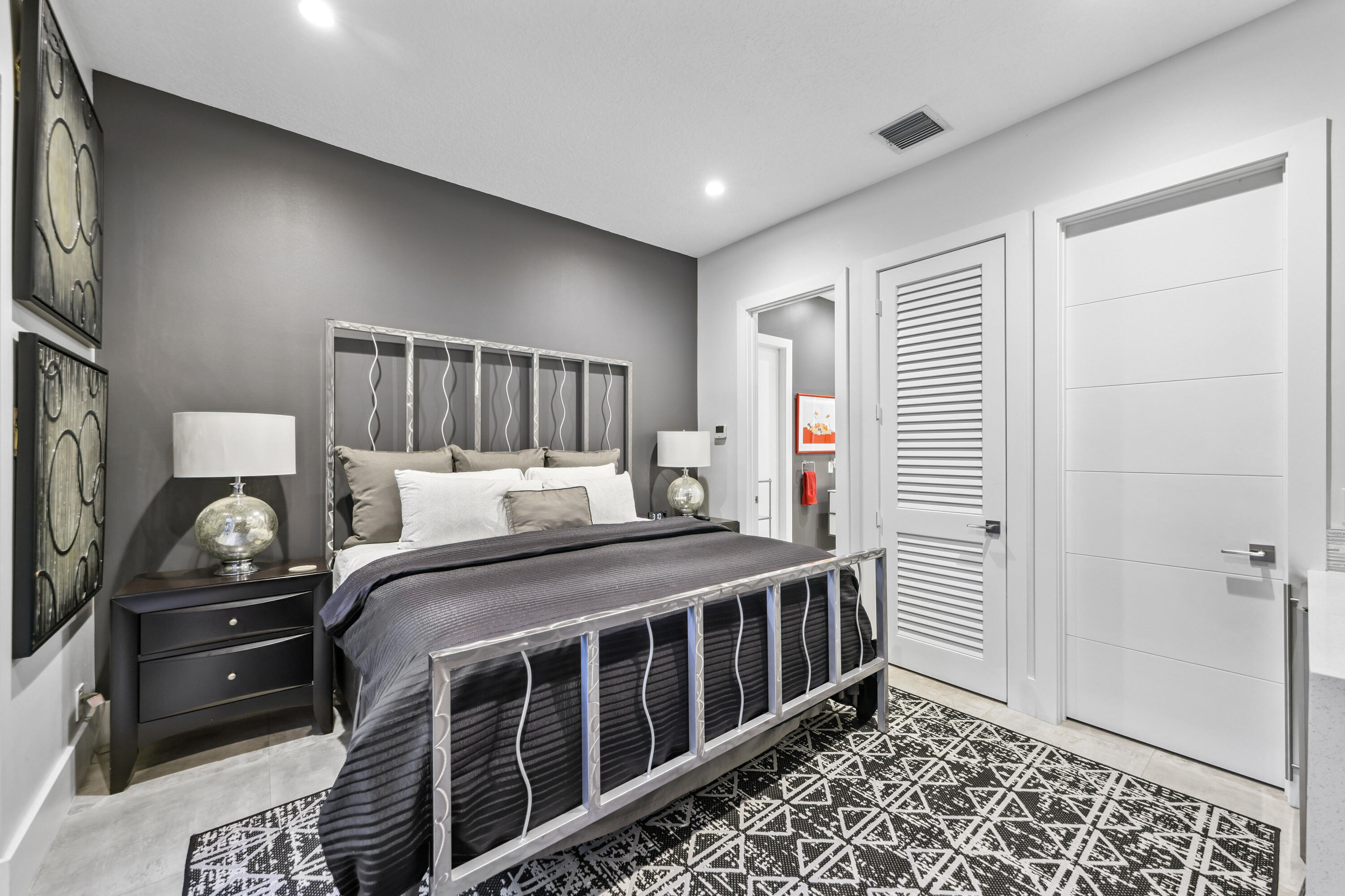 9341 Nugent Trail