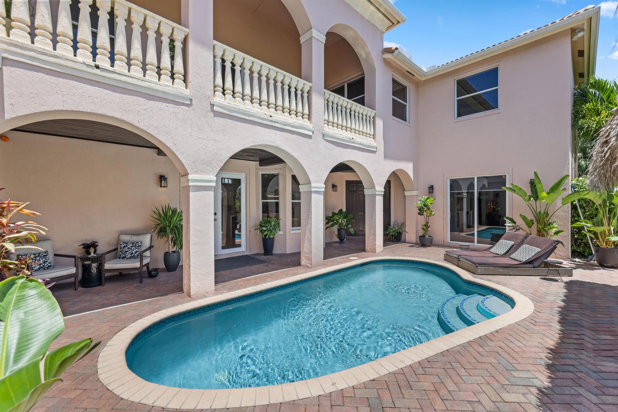 9341 Nugent Trail