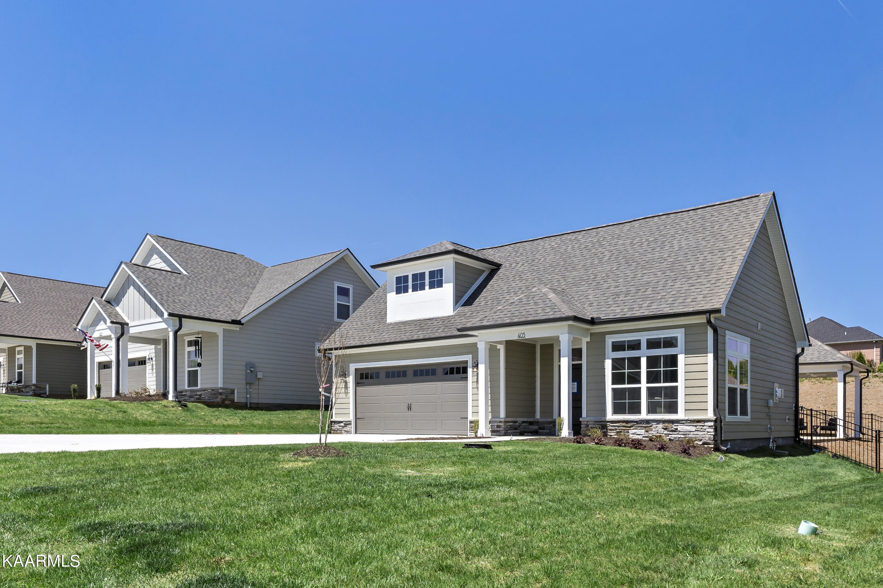 405 Sycamore Place