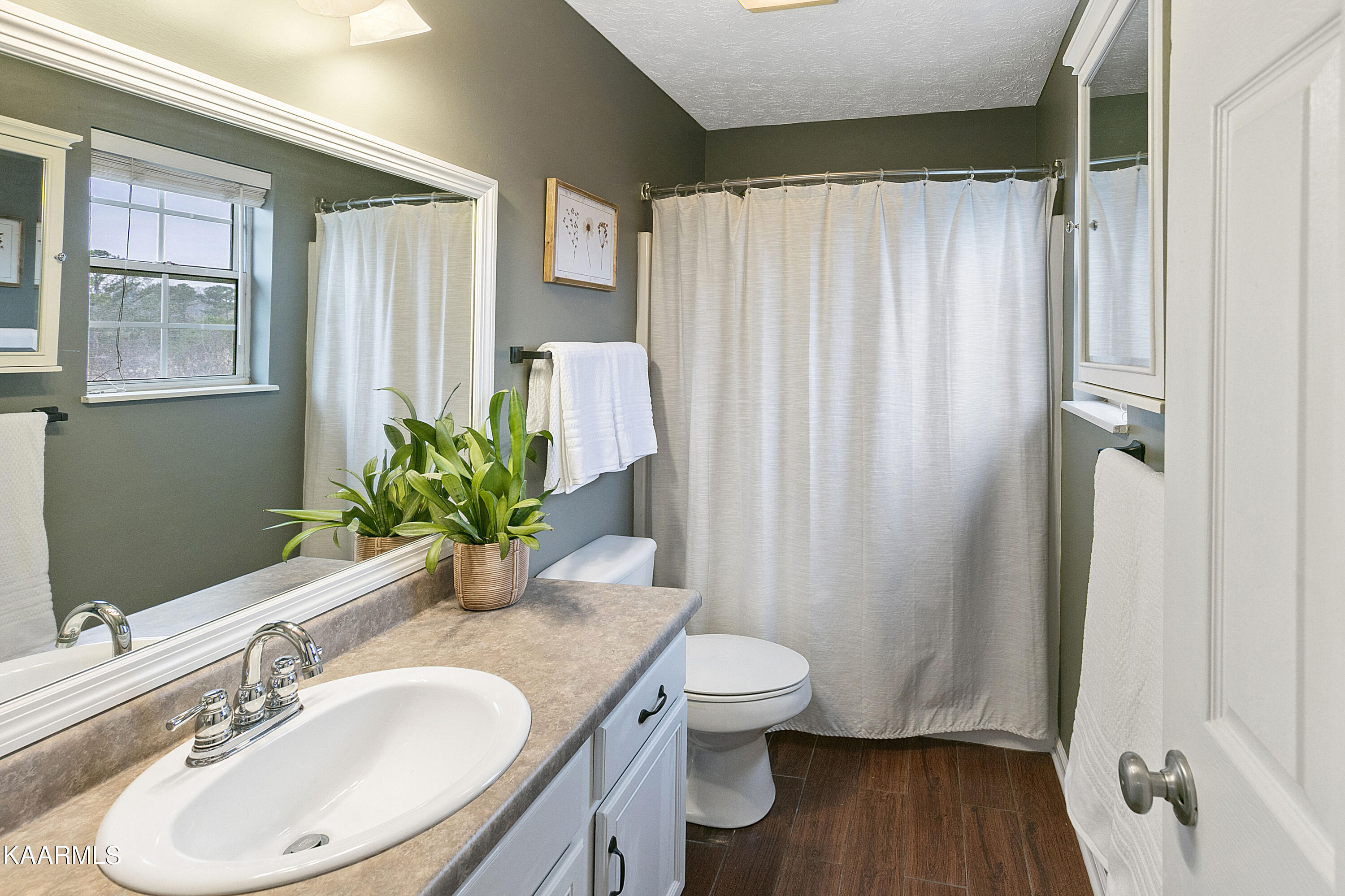 8922 Natures Pond Way