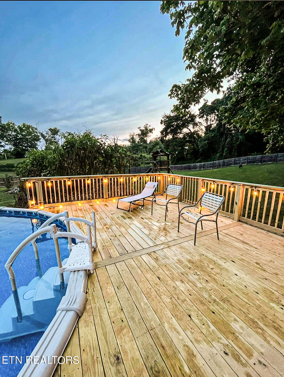 104 Hillside Rd