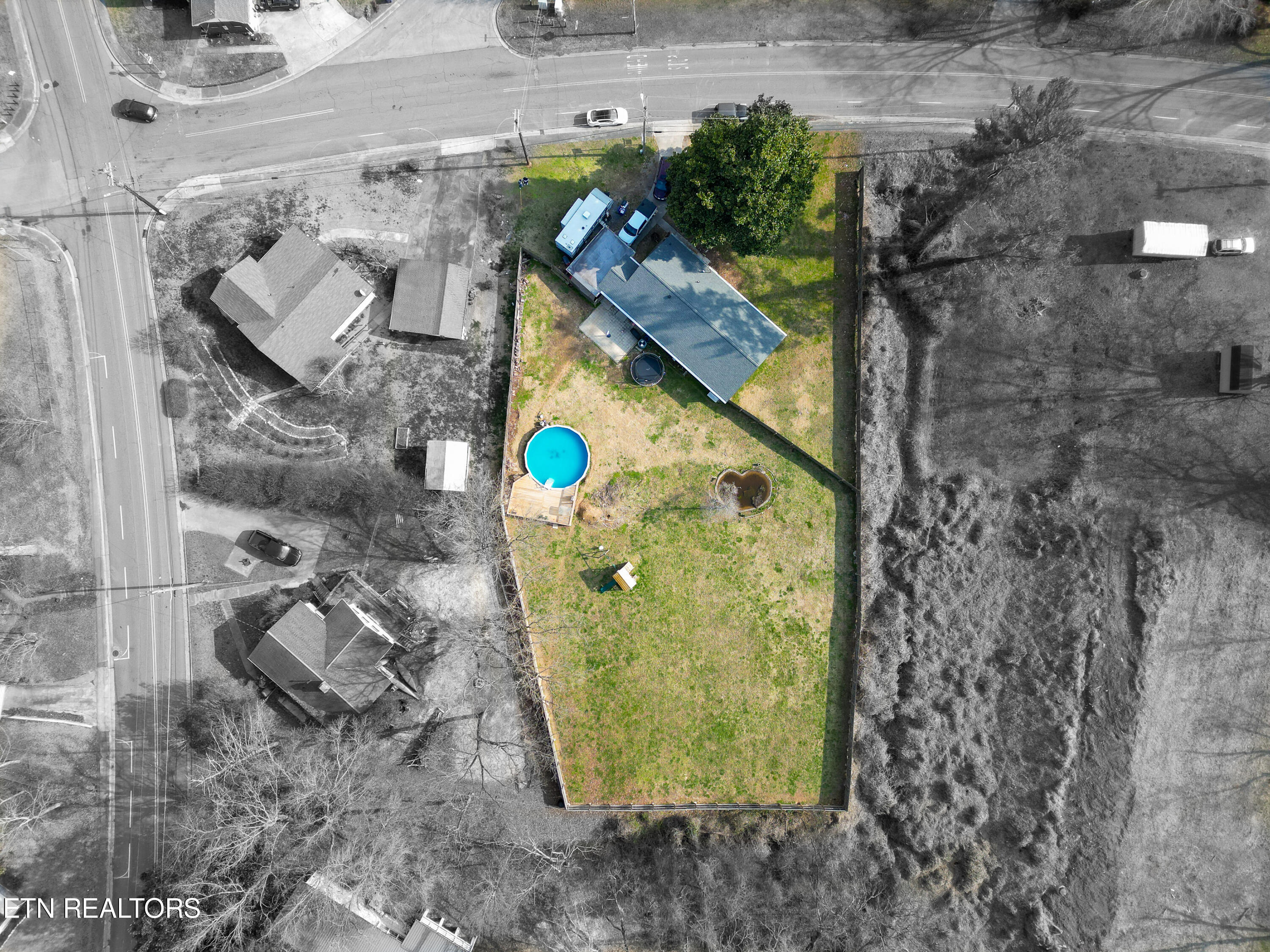 104 Hillside Rd