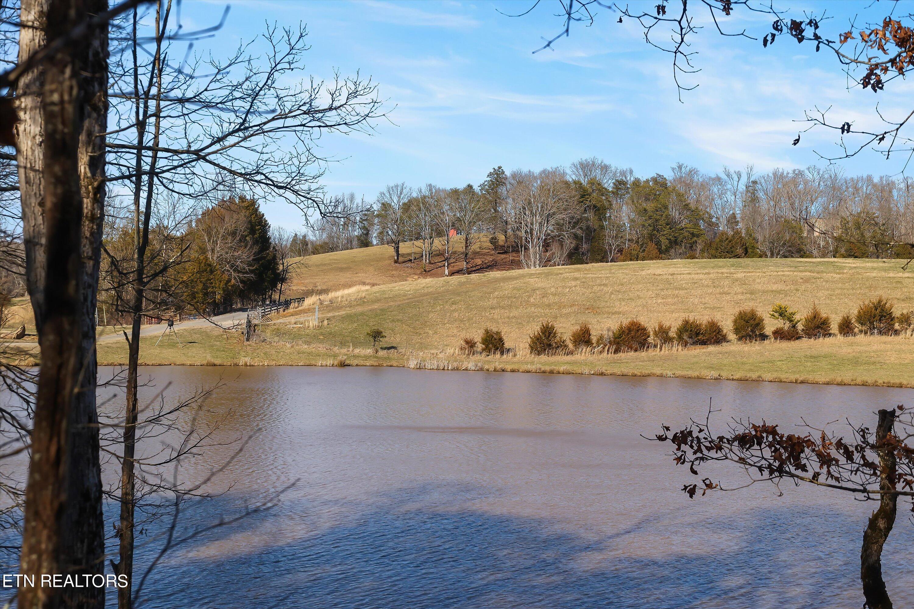 1001 Smith School Rd