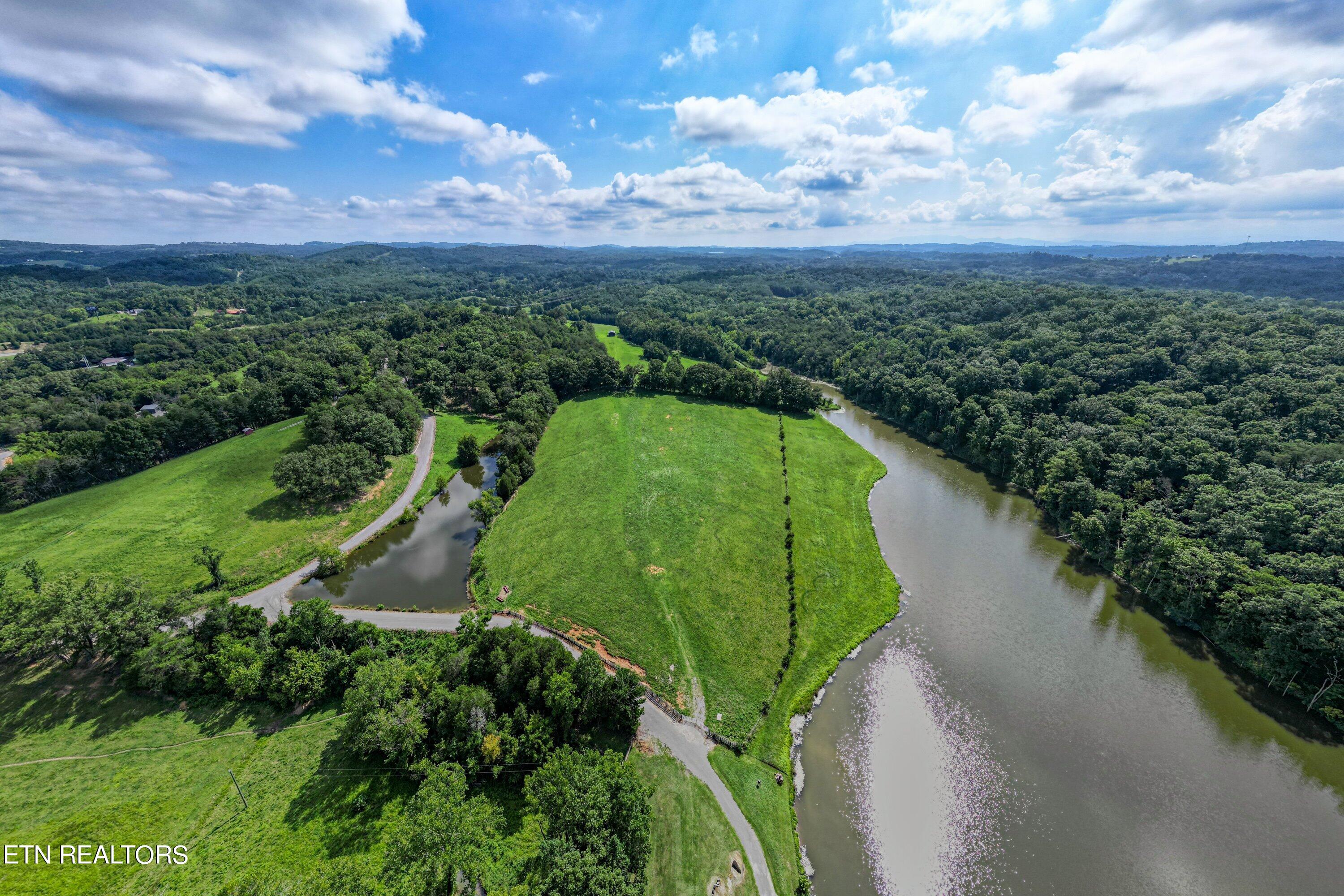 1001 Smith School Rd