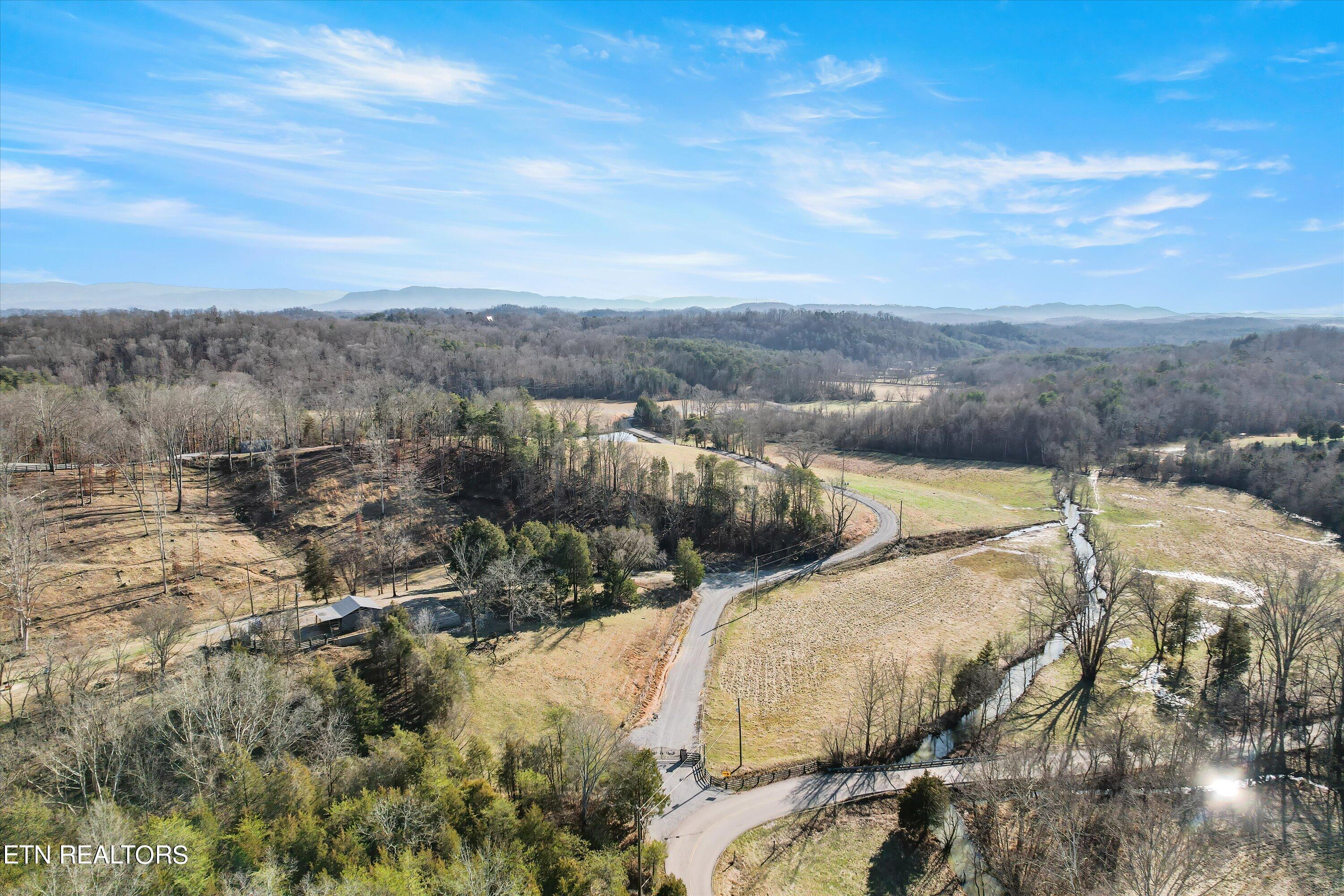 1001 Smith School Rd