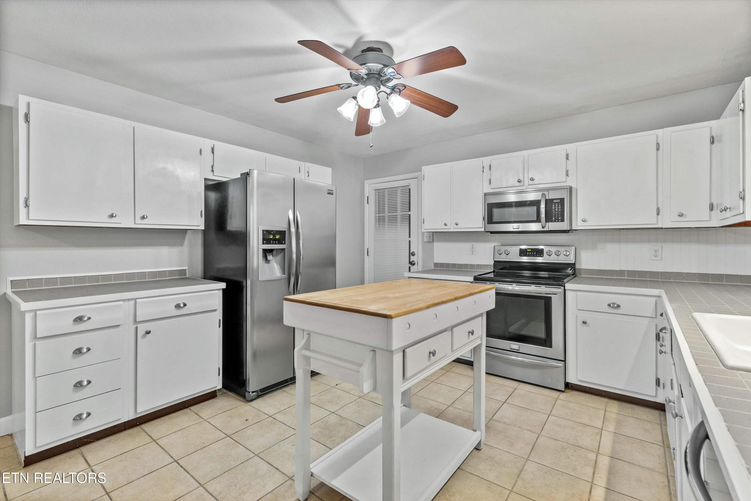 120 Sanwood Rd